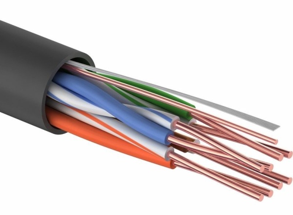 Кабель витая пара омедненный, U/UTP, CCA, CAT 5e, PE, 4PR, 24AWG, OUTDOOR, SOLID, черный, 305м PROconnect